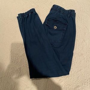 White House Black Market cropped capris/jeans